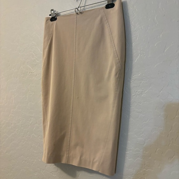 Brunello Cucinelli Tan Pencil Skirt Office Careerwear Below Knee Length Size 4 - Picture 6 of 11
